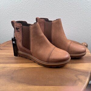NWT Sorel Evie II Leather Waterproof Chelsea Ankle Boots Woman Size 8